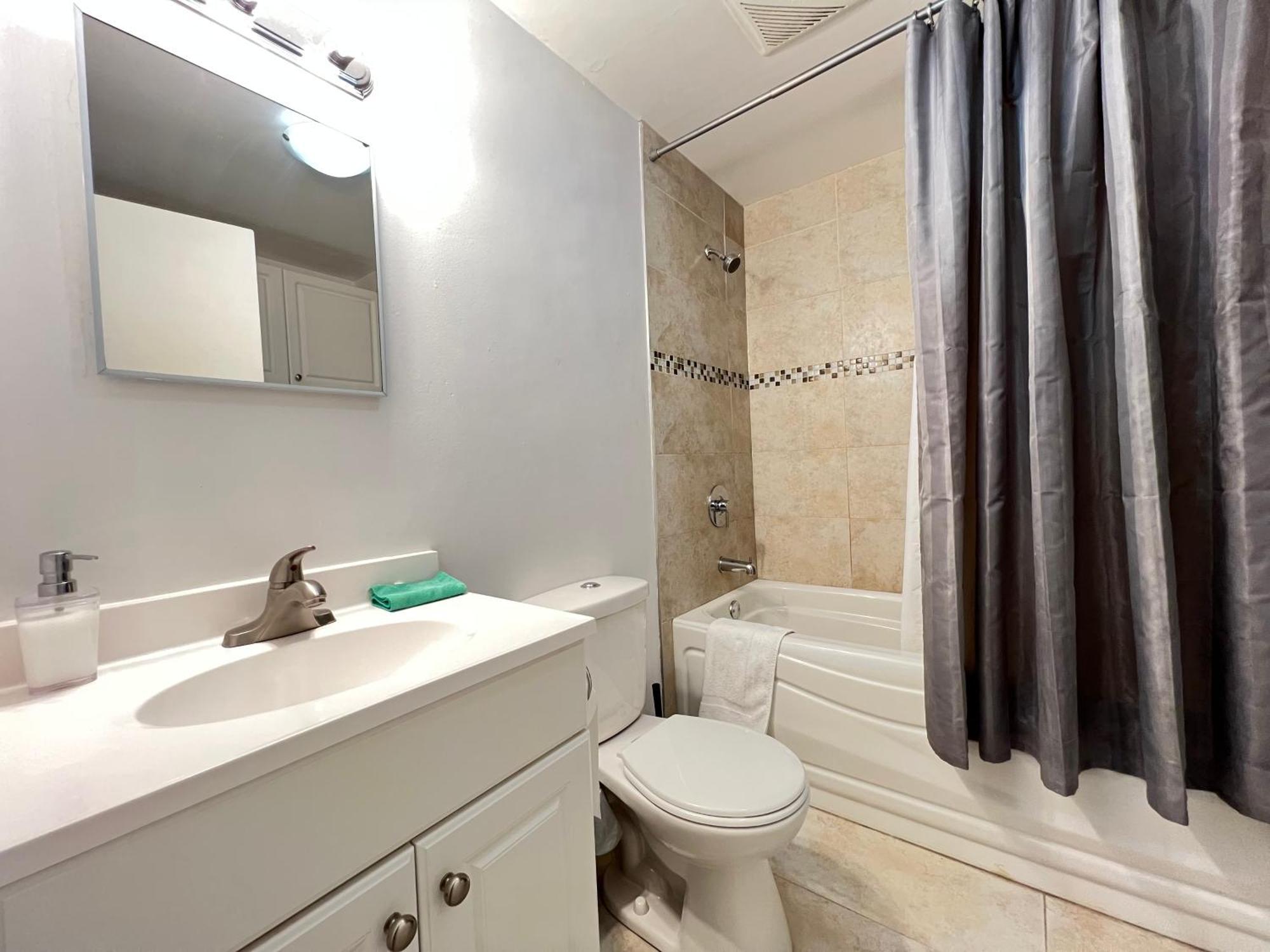 Apartment Hotel St-Denis Montréal Extérieur photo